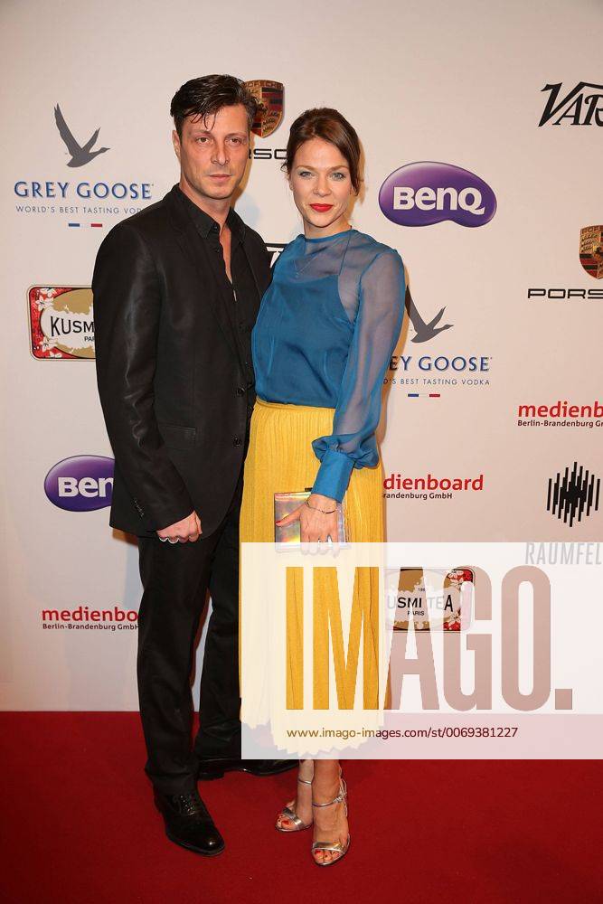 Jessica Schwarz und Markus Selikovsky beim Empfang vom Medienboard Berlin Brandenburg im Rahmen der 66. Berlinale am 13.02.2016 in Berlin 66. Berlinale 2016, Medienboard Empfang in Berlin