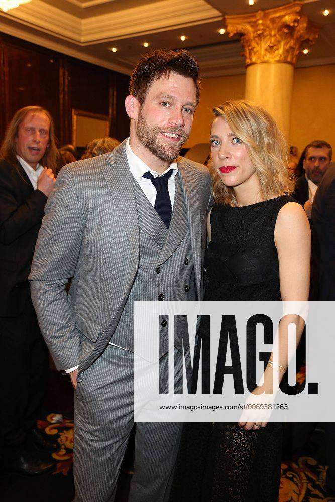 Ken Duken und seine Ehefrau Marisa Leonie Bach beim Empfang vom Medienboard Berlin Brandenburg im Rahmen der 66. Berlinale am 13.02.2016 in Berlin 66. Berlinale 2016, Medienboard Empfang in Berlin