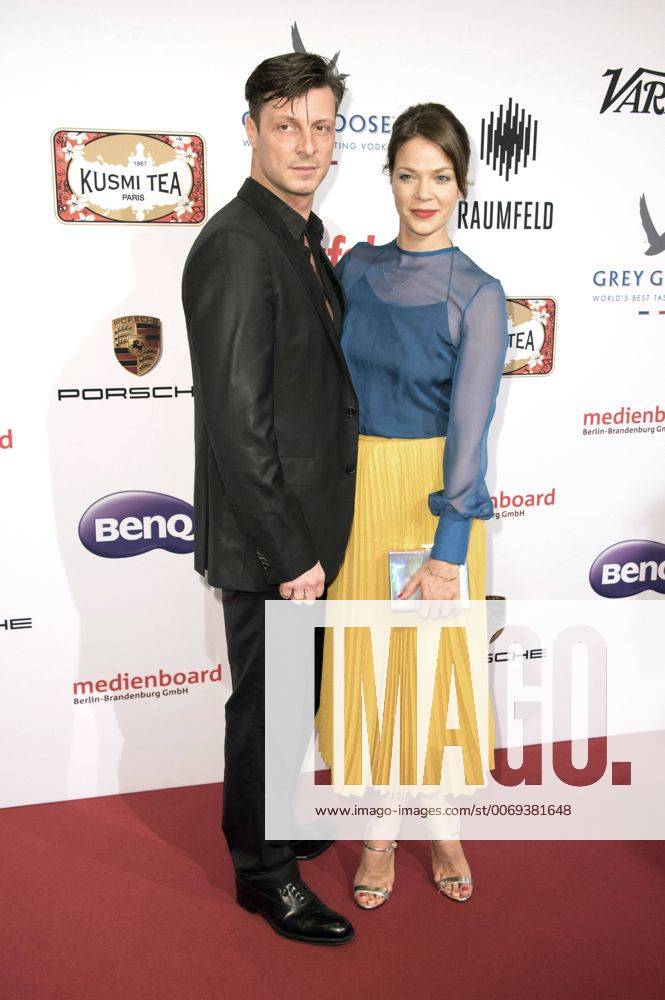 Jessica Schwarz and boyfriend Markus Selikovsky at the Medienboard Reception 2016 during the 66th Berlin International Film Festival Berlinale 2016 at The Ritz-Carlton hotel on February 13, 2016 in Berlin, Germany. Foto:xFredericx xFuturexImage