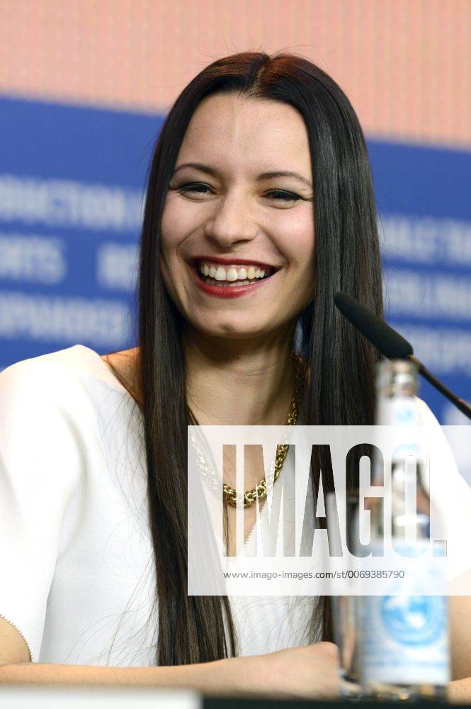 Anne Zohra Berrached during the 24 Wochen press conference at the 66th Berlin International Film Festival Berlinale 2016 on February 14, 2016 in Berlin, Germany. Foto:xC.xNiehausx xFuturexImage