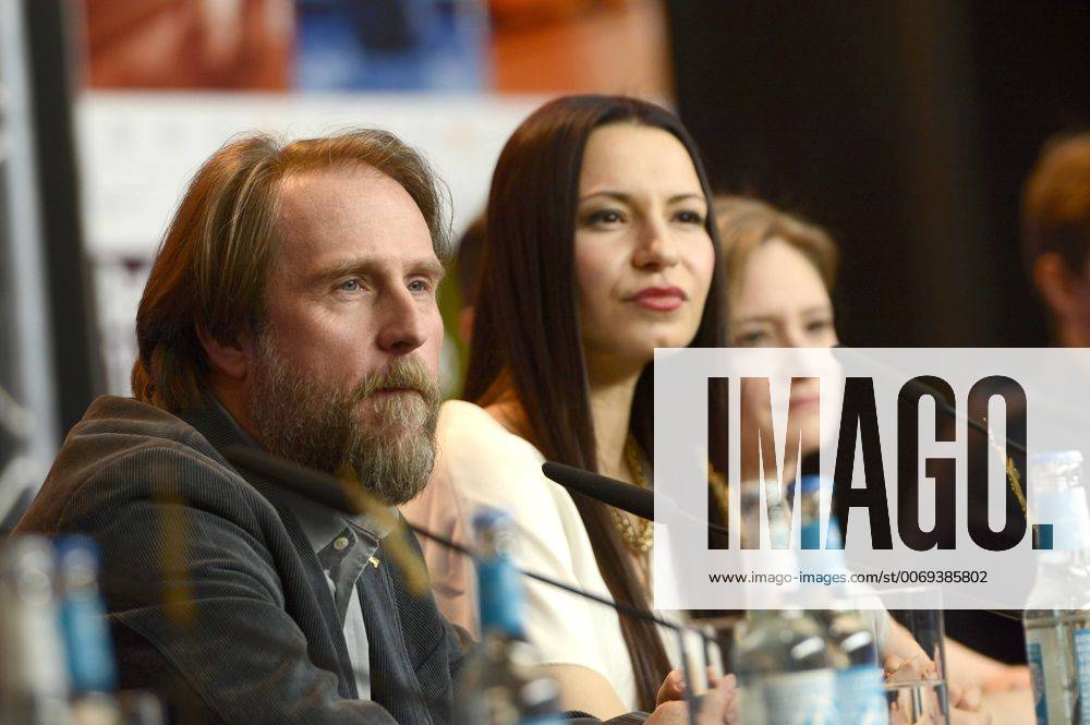 Bjarne Mädel, Anne Zohra Berrached und Julia Jentsch during the 24 Wochen press conference at the 66th Berlin International Film Festival Berlinale 2016 on February 14, 2016 in Berlin, Germany. Foto:xC.xNiehausx xFuturexImage