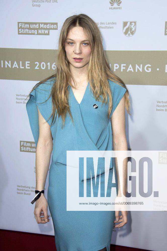 Lilith Stangenberg at the NRW Reception 2016 during the 66th Berlin International Film Festival Berlinale 2016 at Landesvertretung Nordrhein-Westfalen on February 14, 2016 in Berlin, Germany. Foto:xFredericx xFuturexImage