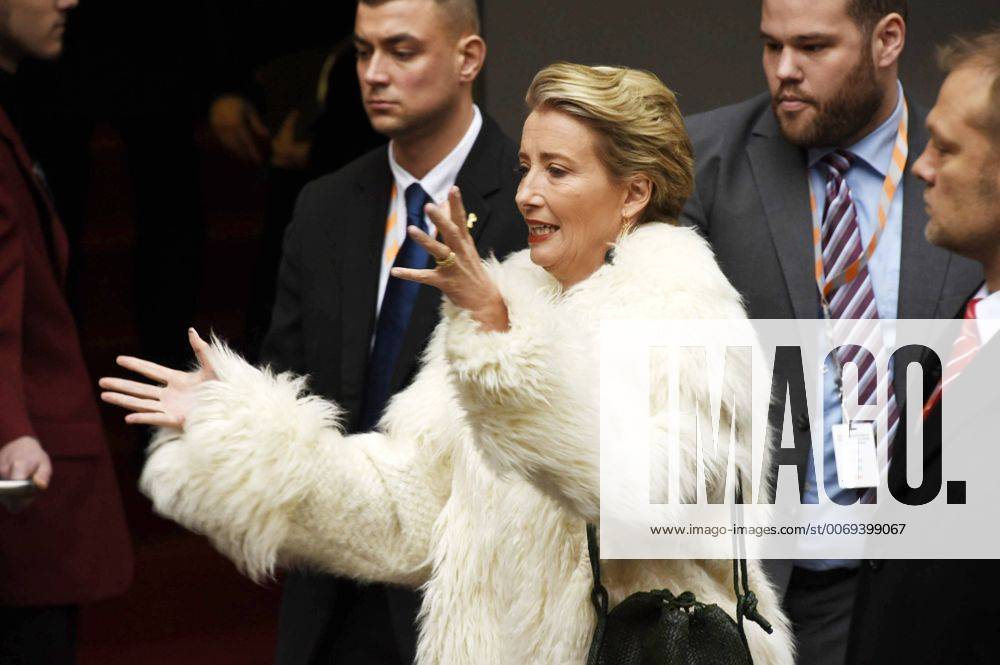 Emma Thompson arriving for the Alone In Berlin Jeder stirbt für sich allein press conference at the 66th Berlin International Film Festival Berlinale 2016 on February 15, 2016 in Berlin, Germany. Foto:xFredericx xFuturexImage