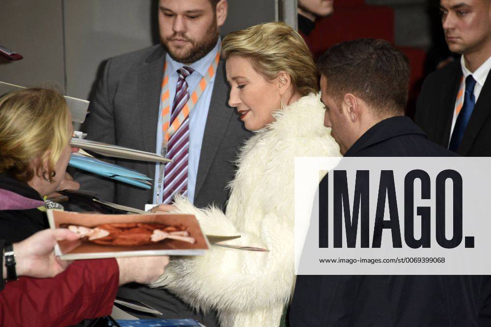Emma Thompson arriving for the Alone In Berlin Jeder stirbt für sich allein press conference at the 66th Berlin International Film Festival Berlinale 2016 on February 15, 2016 in Berlin, Germany. Foto:xFredericx xFuturexImage