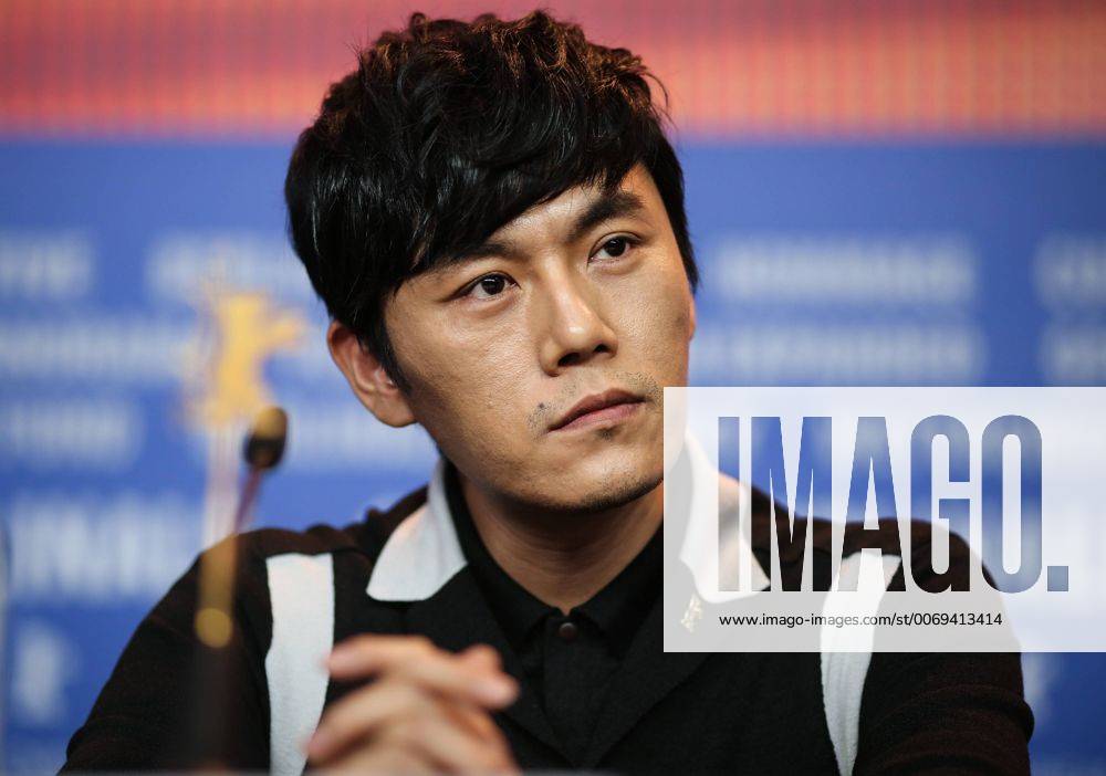 66. Berlinale: Crosscurrent PK (160215) -- BERLIN, Feb. 15, 2016 -- Actor Qin Hao attends a press conference for the promotion of the movie Crosscurrent (Chang Jiang Tu) at the 66th Berlinale International Film Festival in Berlin, Germany, on Feb. 15, 2016. ) GERMANY-BERLIN-FILM FESTIVAL-CROSSCURRENT ZhangxFan