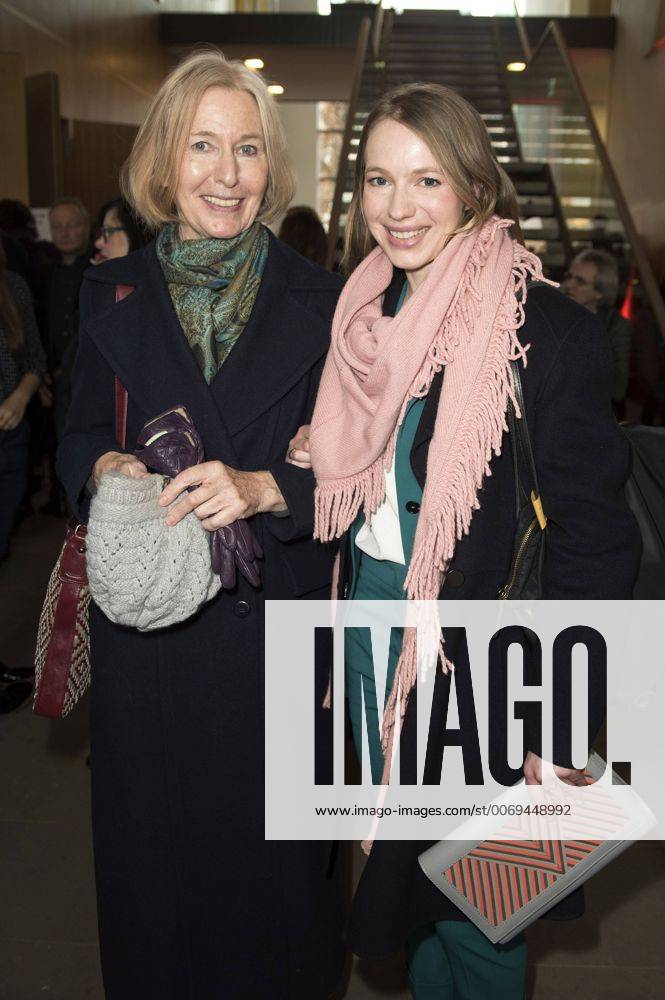 Anna Brüggemann and guest at the Berlinale Reception of the Hessian State Government 2016 during the 66th Berlin International Film Festival Berlinale 2016 at the Representation of Hesse on February 16, 2016 in Berlin, Germany. Foto:xFredericx xFuturexImage