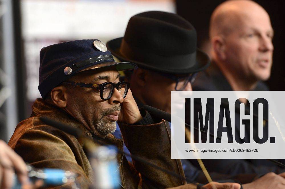 Spike Lee and Nick Cannon during the Chi-Raq press conference at the 66th Berlin International Film Festival Berlinale 2016 on February 16, 2016 in Berlin, Germany. Foto:xC.xNiehausx xFuturexImage