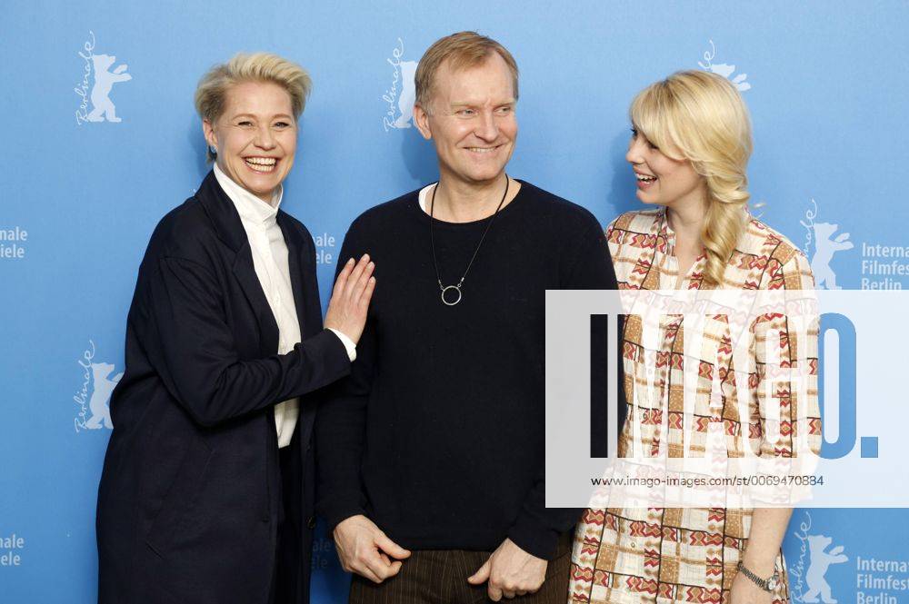 Trine Dyrholm, Ulrich Thomsen and Helene Reingaard Neumann during the Kollektivet The Commune Die Kommune photocall at the 66th Berlin International Film Festival Berlinale 2016 on February 17, 2016 in Berlin, Germany. Foto:xD.xBedrosianx xFuturexImage