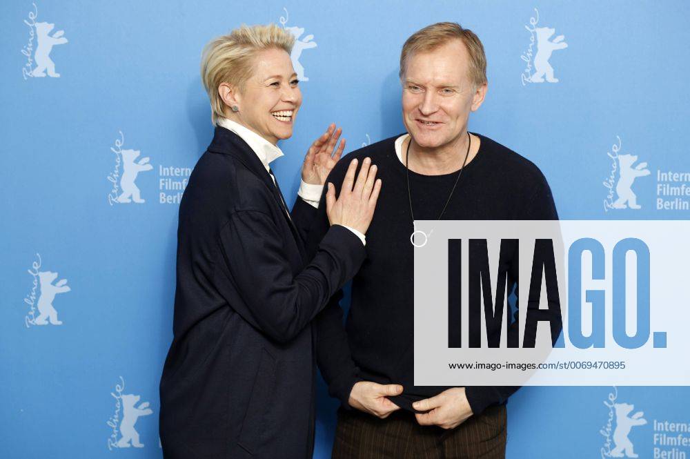 Trine Dyrholm and Ulrich Thomsen during the Kollektivet The Commune Die Kommune photocall at the 66th Berlin International Film Festival Berlinale 2016 on February 17, 2016 in Berlin, Germany. Foto:xD.xBedrosianx xFuturexImage