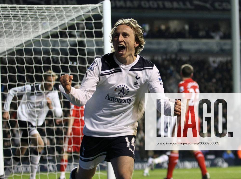 Tottenhams Luka Modric celebrates his sides opening goal - Barclays Premier League Tottenham Hotspur (white) v Liverpool FC (red) 28th November, 2010 . o0 Freude Jubel