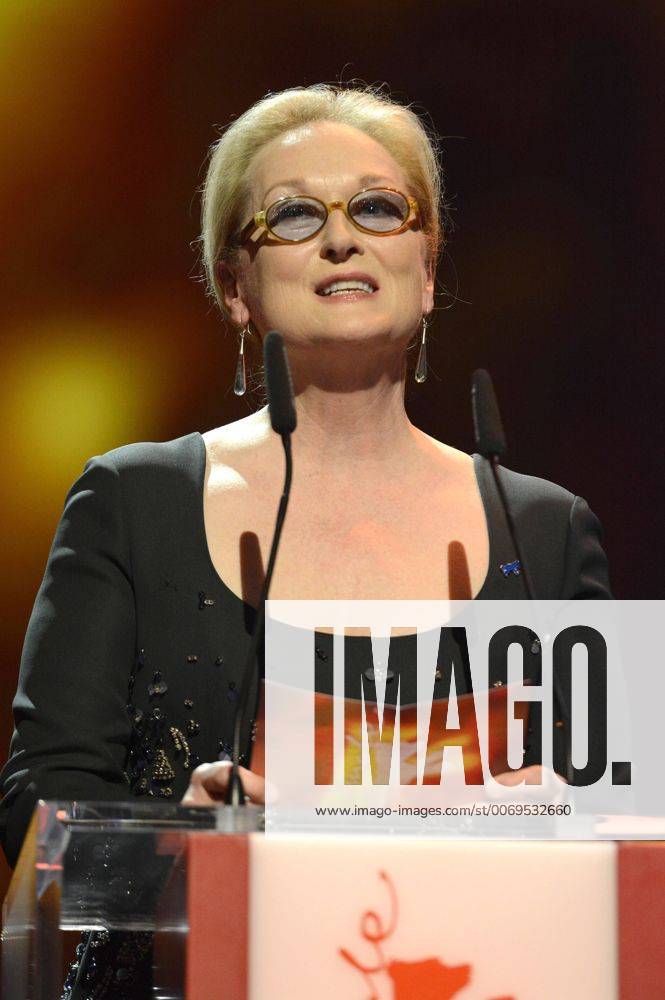 Meryl Streep at the Award Ceremony of the 66th Berlin International Film Festival Berlinale 2016 at Berlinale Palast on February 20, 2016 in Berlin, Germany. Foto:xC.xNiehausx xFuturexImage