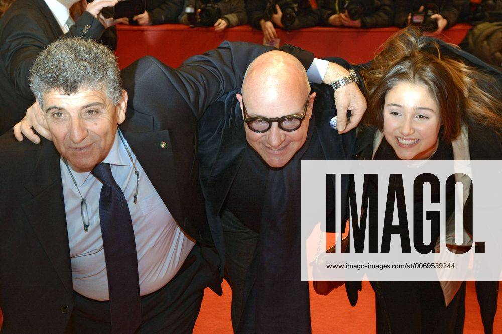 Pietro Bartolo, Gianfranco Rosi and his granddaughter Emma attending the Award Ceremony of the 66th Berlin International Film Festival Berlinale 2016 at Berlinale Palast on February 20, 2016 in Berlin, Germany. Foto:xC.xNiehausx xFuturexImage