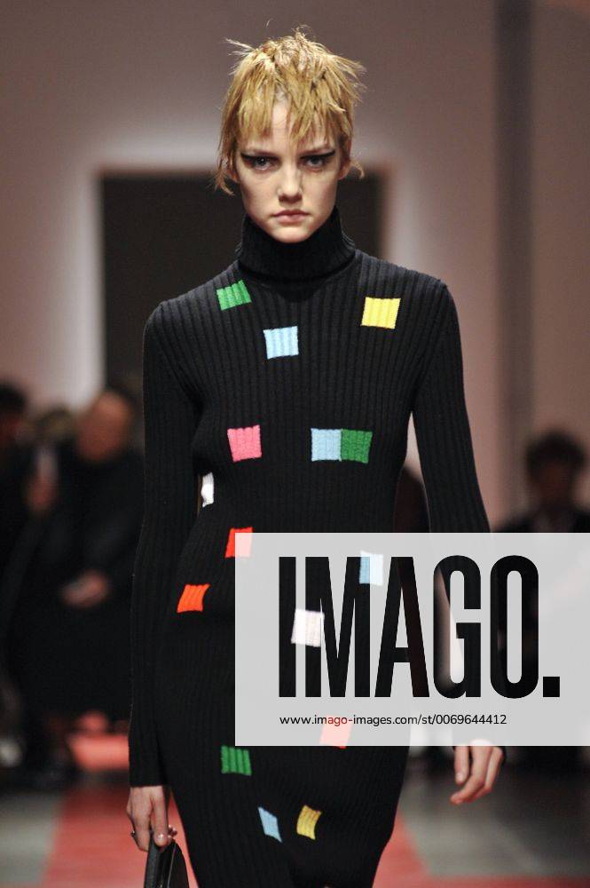 Themen der Woche Milan Woman s Fashion Week Fall Winter 2016 2017 Milan Fashion Week, Autumn Winter 2016 2017. Iceberg fashionshow Pictured: Model RiccardoxGiordanox xfotosicki