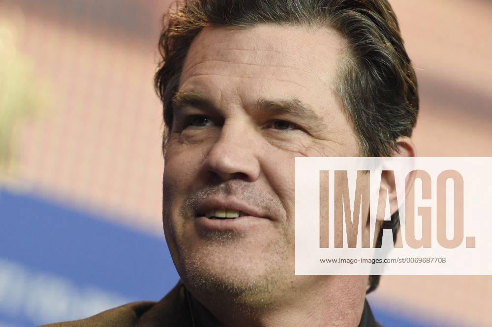 Schauspieler Josh Brolin während der Pressekonferenz zum Film -Hail, Caesar- anlässlich der 65. Internationalen Filmfestspiele Berlin 66. Internationale Filmfestspiele in Berlin IFB2016