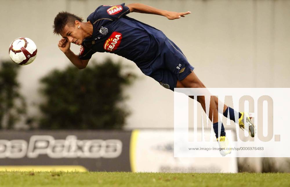 Neymar during practice of FC Santos. Santos SP, Brasil - 02 12 2010. x(181)FernandoxMenezesx o0 Einzelbild