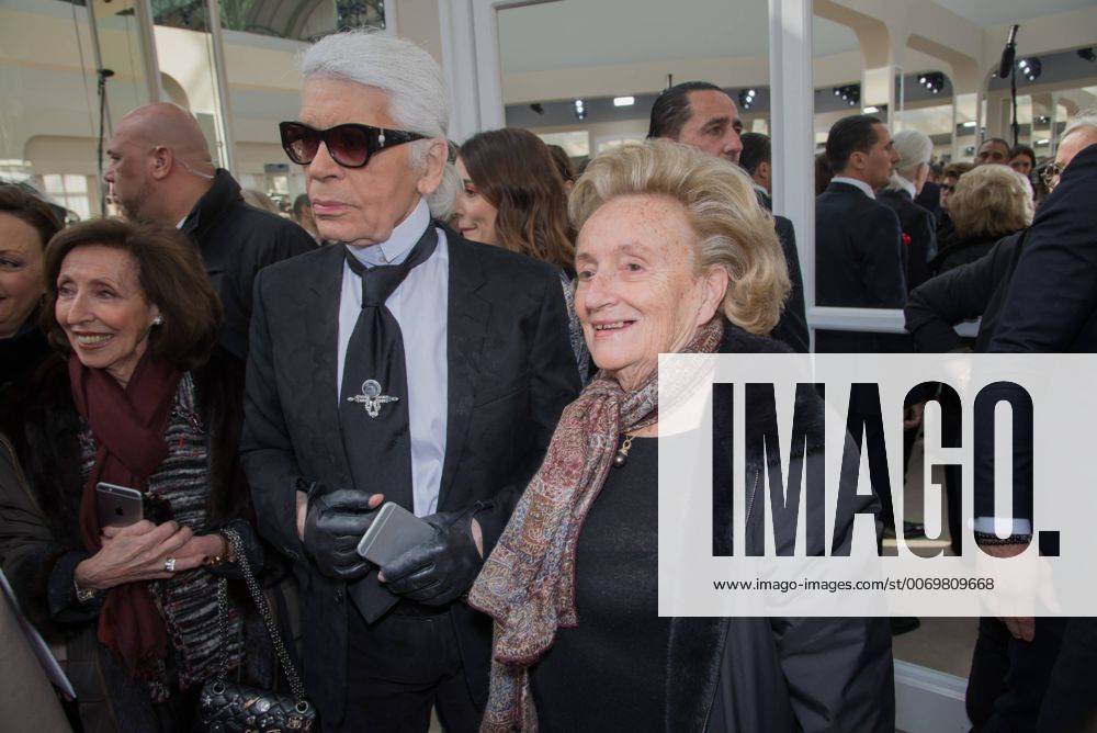 Paris Fashion Week - Karl Lagerfeld besucht die Chanel Modenschau 205559 Serge Arnal Starface 2016-03-08 Paris France Fashion week ready to wear AW 2016. Defile de mode pret a porter automne hiver 2016. Chanel. People. Front Row. Lagerfeld, Karl; Chirac, Bernadette