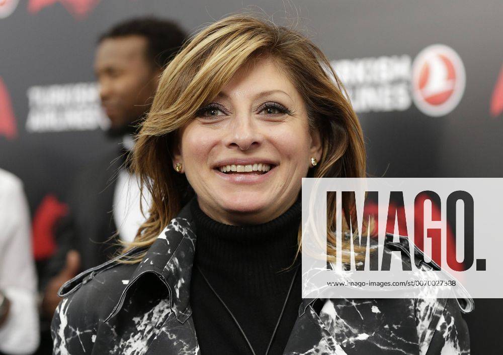 Maria Bartiromo walks on the red carpet at the Batman V Superman: Dawn Of Justice New York premiere at Radio City Music Hall on March 20, 2016 in New York City. NYP20160320125 JOHNxANGELILLO