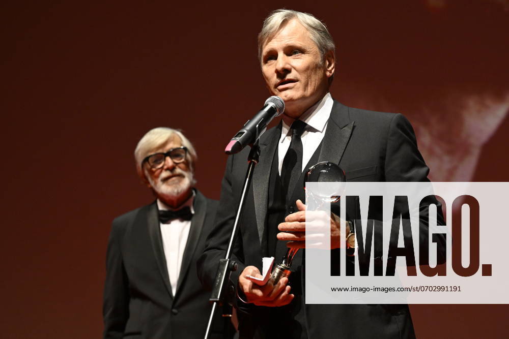 Opening ceremony of the 58th Karlovy Vary International Film Festival was held on June 28, 2024, in Karlovy Vary, Czech Republic. American actor Viggo Mortensen, right, receives the President s Award by festival president Jiri Bartoska, left. (CTKxPhoto KaterinaxSulova) CTKPhotoP2024062808166 CTKPhotoP2024062808166