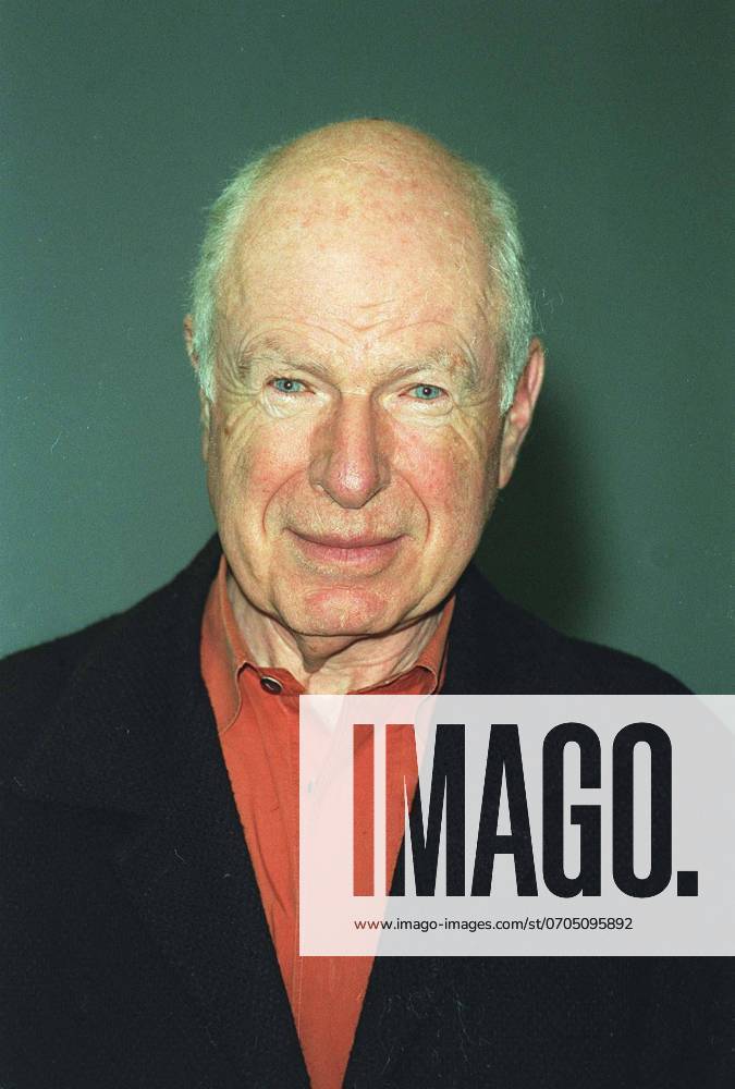 Peter Brook PETER BROOK British Theatre and Film Producer Co-Director Royal Shakespeare Theatre (Producer of the film Lord of the Flies in 1961 and contributer to the BBC-TV Documentary Time Flies , to be transmitted in November 1996, in which he is reunited with members of the cast and discovers if and how the film affected their lives),