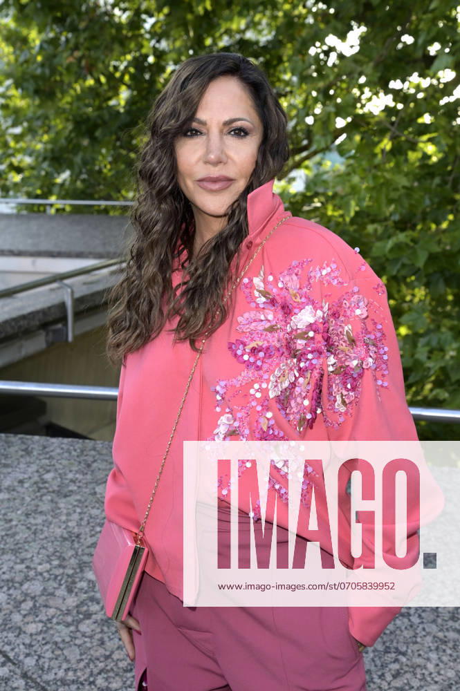 Simone Thomalla at the Dawid Tomaszewski presentation and exhibition opening Excess In Elegance at the Berlin Fashion Week S S 2025 at the Kunstgewerbemuseum Berlin, 03 07 2024 Foto:xF.xFuturexImagex tomaszewski_4771