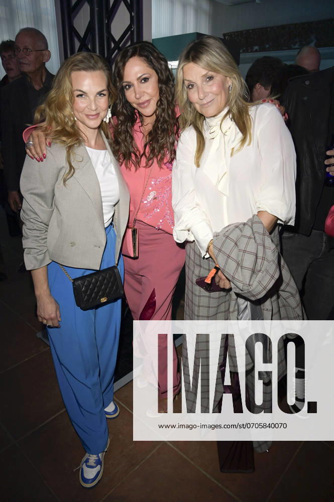 Annika Lau, Simone Thomalla and Kim Fisher at the Dawid Tomaszewski presentation and exhibition opening Excess In Elegance at Berlin Fashion Week S S 2025 at the Kunstgewerbemuseum Berlin, 03 07 2024 Foto:xF.xFuturexImagex tomaszewski_4796