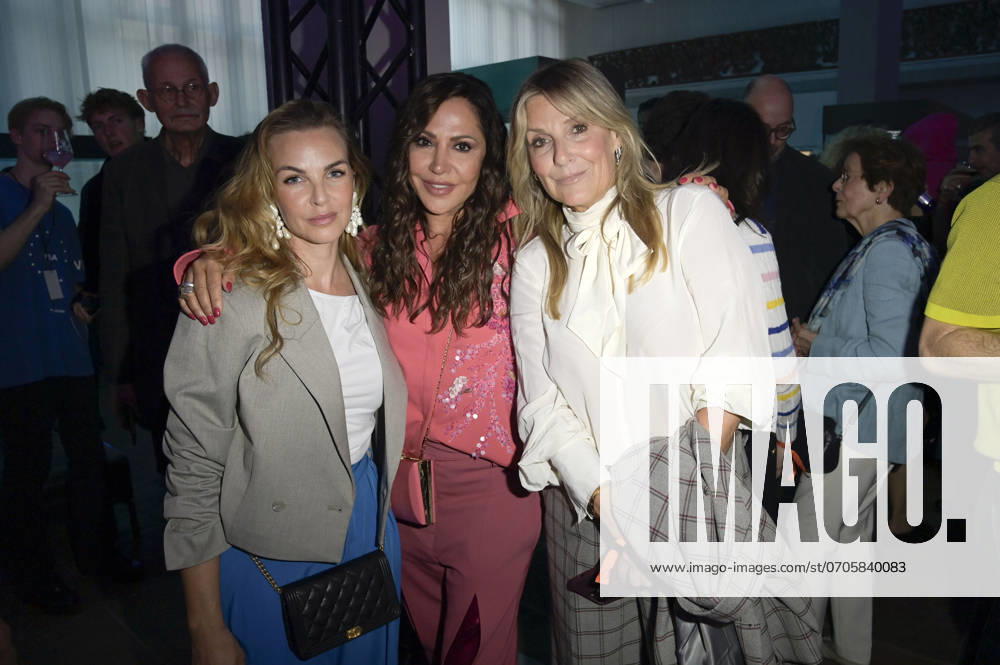 Annika Lau, Simone Thomalla and Kim Fisher at the Dawid Tomaszewski presentation and exhibition opening Excess In Elegance at Berlin Fashion Week S S 2025 at the Kunstgewerbemuseum Berlin, 03 07 2024 Foto:xF.xFuturexImagex tomaszewski_4798