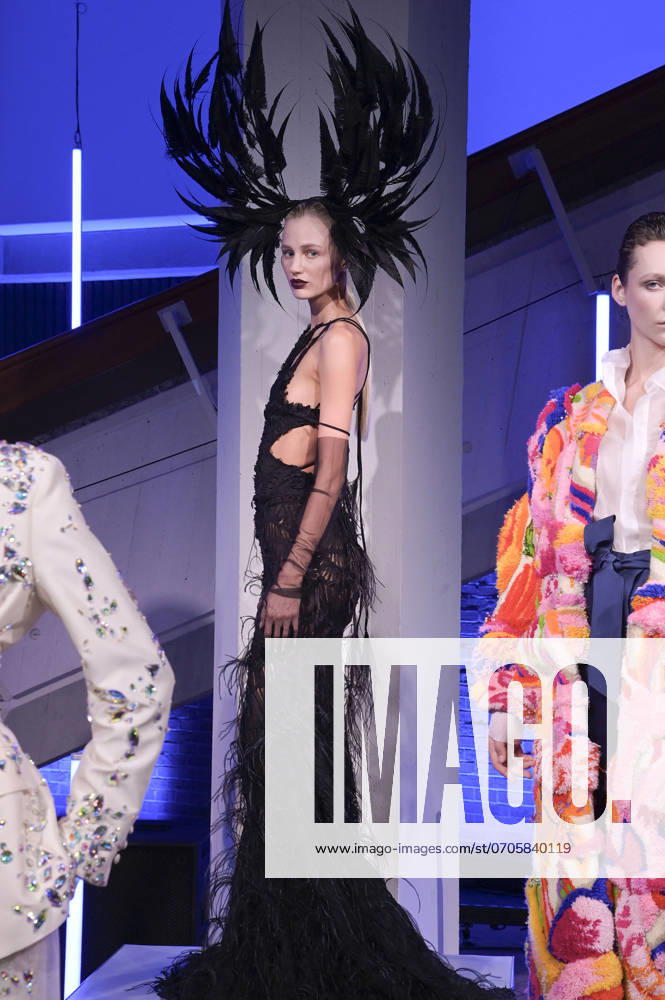 Models at the Dawid Tomaszewski presentation and exhibition opening Excess In Elegance at the Berlin Fashion Week S S 2025 at the Kunstgewerbemuseum Berlin, 03 07 2024 Foto:xF.xFuturexImagex tomaszewski_4803