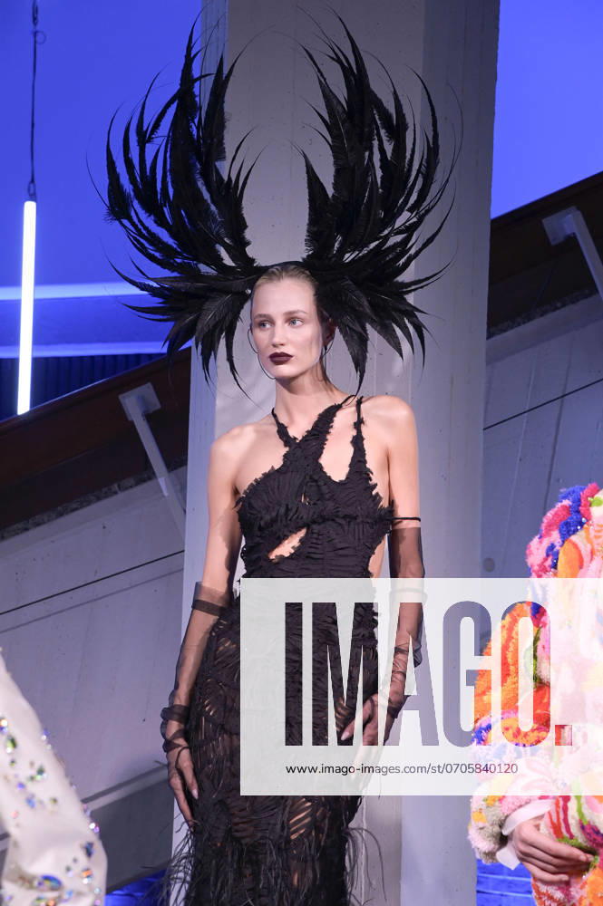 Models at the Dawid Tomaszewski presentation and exhibition opening Excess In Elegance at the Berlin Fashion Week S S 2025 at the Kunstgewerbemuseum Berlin, 03 07 2024 Foto:xF.xFuturexImagex tomaszewski_4804