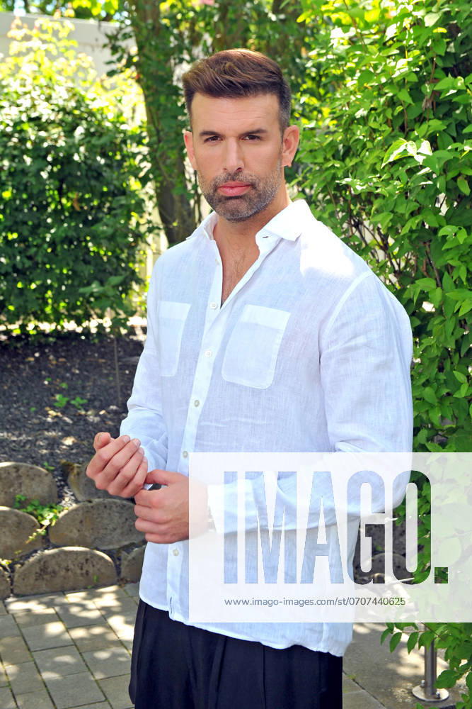 ZDF Fernsehgarten singer Jay Khan during the ZDF entertainment show Fernsehgarten on 07 07 2024 in Mainz 20240707MWI148728
