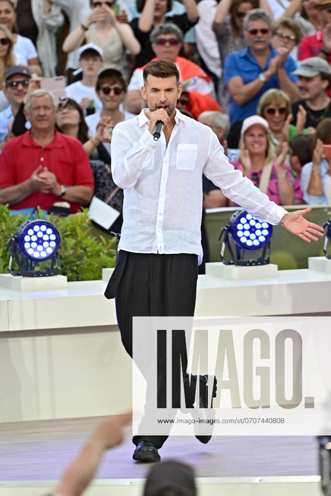 ZDF Fernsehgarten singer Jay Khan during the ZDF entertainment show Fernsehgarten on 07 07 2024 in Mainz 20240707MWI149304