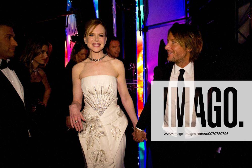 Feb. 27, 2011 - Hollywood, California, U.S. - NICOLE KIDMAN, Oscar nominee for Performance by an Actress in a Leading Role, and husband KEITH URBAN walk backstage during the live ABC Television Network broadcast of the 83rd Annual Academy Awards from the Kodak Theatre. - ZUMAz03_