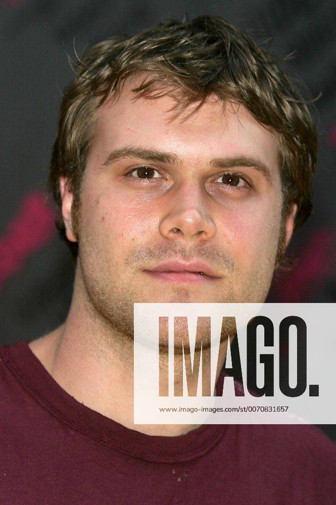 Jan. 1, 2011 - New York, New York, U.S. - K32463JBB.MTV VIDEO MUSIC AWARDS. ARRIVALS..RADIO New York MUSIC HALL, NEW YORK New York.. 2003.08 28 2003.DANIEL BEDINGFIELD - ZUMAba9_