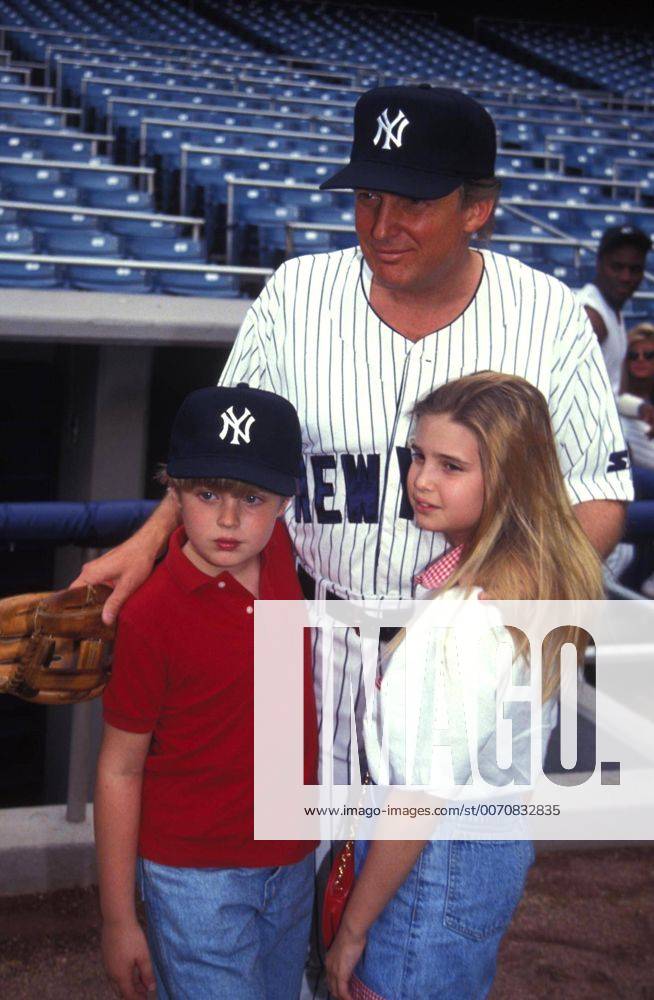 New York, New York, U.S. - L4031.CELEBRITY SOFTBALL GAME.HOLLYWOOD VS. NEW YORK 1992.DONALD TRUMP WITH HIS CHILDREN. 1992.DONALDTRUMPRETRO - ZUMAba9_