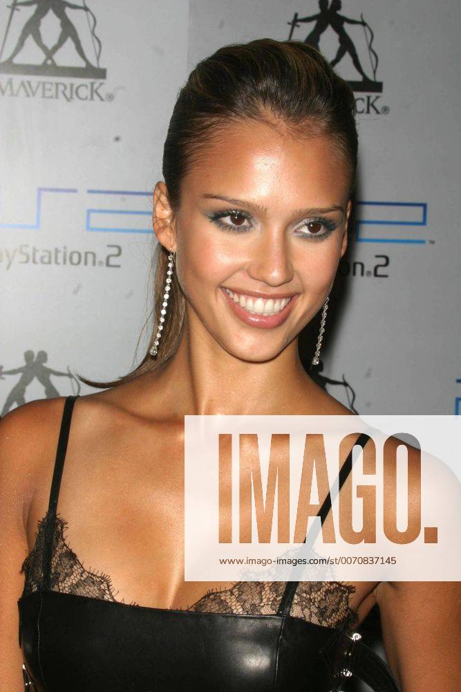 Jan. 1, 2011 - New York, New York, U.S. - K32472JBB.MTV VIDEO MUSIC AWARDS. PLAYSTAION 2 AFTER PARTY. NEW YORK New York.8 28 2003. 2003.JESSICA ALBA - ZUMAba9_