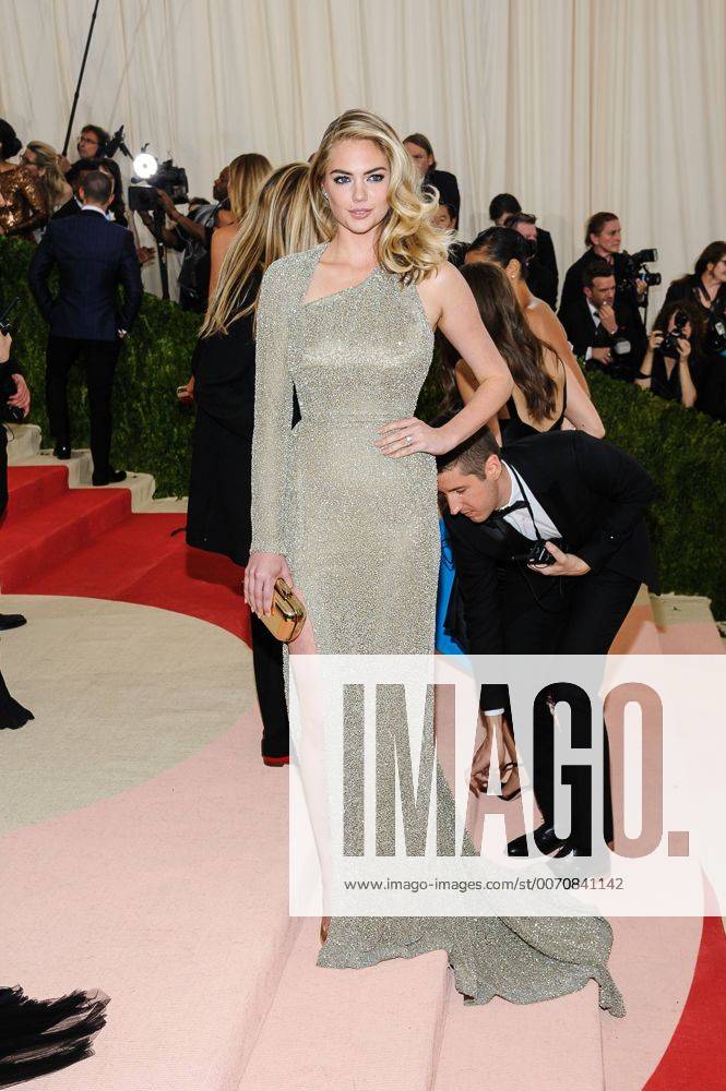New York, NY, United States - 02 May 2016 - New York, New York- Kate Upton. Metropolitan Museum of Art Costume Institute Gala: Manus x Machina: Fashion in the Age of Technology. Photo Credit: Christopher Smith AdMedia New York United States - ZUMAa123
