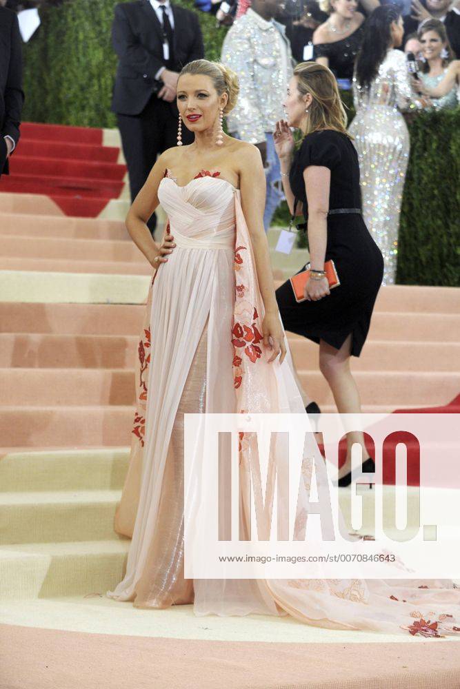 Blake Lively bei der Manus x Machina: Fashion in an Age of Technology Costume Institute Gala im Metropolitan Museum of Art. New York, 02.05.2016 Foto:xD.Tinex xFuturexImage