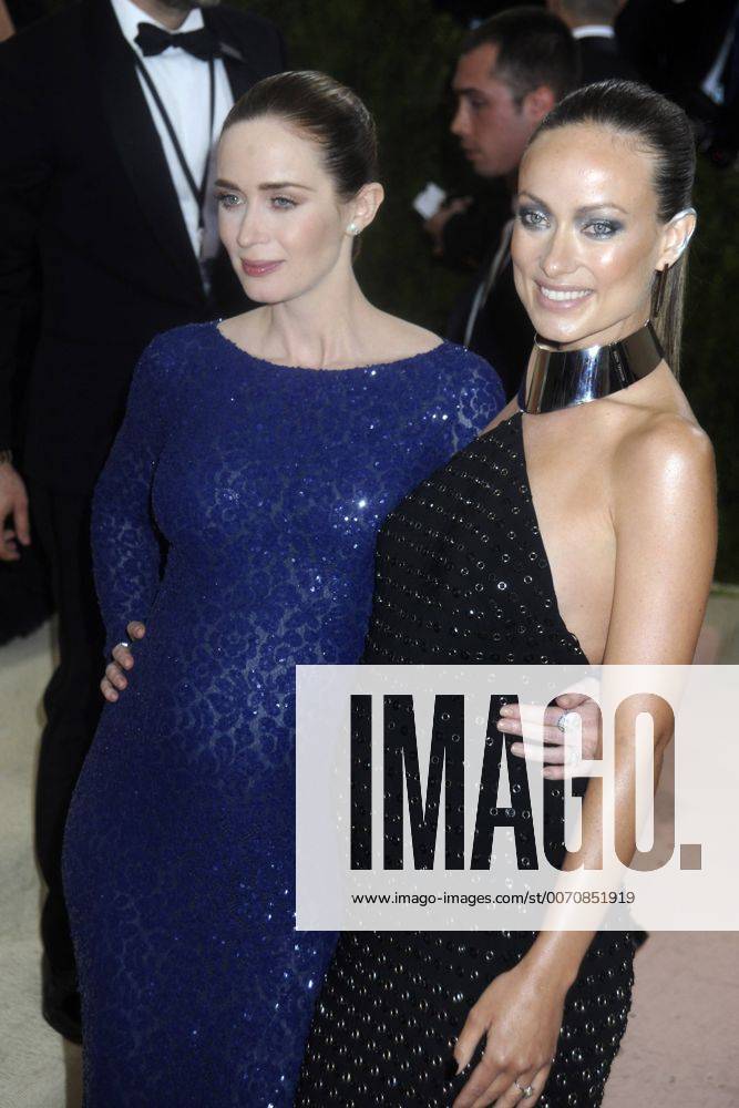 Emily Blunt und Olivia Wilde bei der Manus x Machina: Fashion in an Age of Technology Costume Institute Gala im Metropolitan Museum of Art. New York, 02.05.2016 Foto:xD.Tinex xFuturexImage