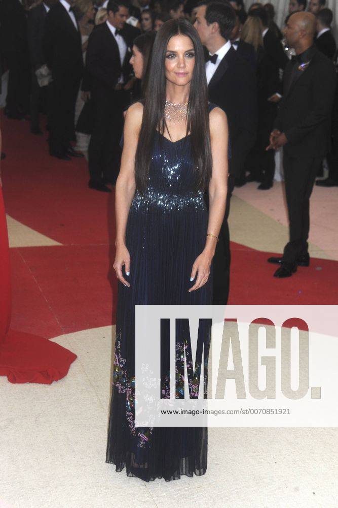 Katie Holmes bei der Manus x Machina: Fashion in an Age of Technology Costume Institute Gala im Metropolitan Museum of Art. New York, 02.05.2016 Foto:xD.Tinex xFuturexImage