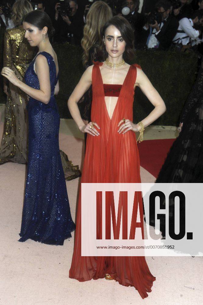 Lily Collins bei der Manus x Machina: Fashion in an Age of Technology Costume Institute Gala im Metropolitan Museum of Art. New York, 02.05.2016 Foto:xD.Tinex xFuturexImage