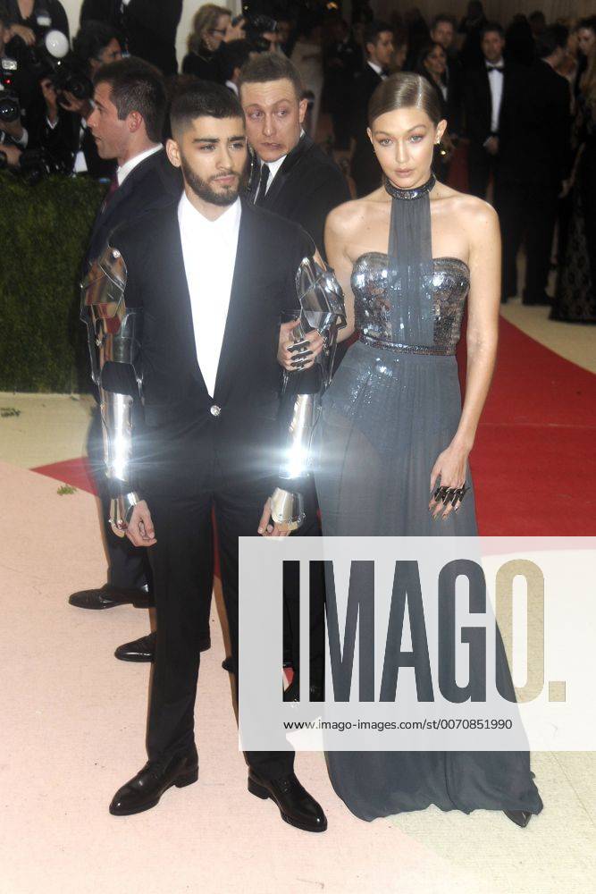 Zayn Malik (One Direction) und Gigi Hadid bei der Manus x Machina: Fashion in an Age of Technology Costume Institute Gala im Metropolitan Museum of Art. New York, 02.05.2016 Foto:xD.Tinex xFuturexImage
