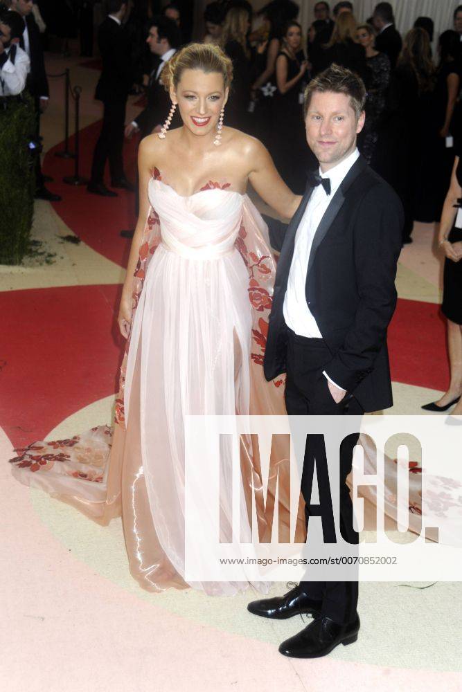 Blake Lively und Christopher Bailey bei der Manus x Machina: Fashion in an Age of Technology Costume Institute Gala im Metropolitan Museum of Art. New York, 02.05.2016 Foto:xD.Tinex xFuturexImage