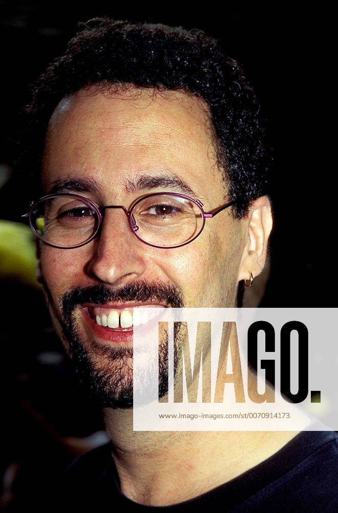 Jan. 1, 2011 - New York, New York, U.S. - K2036HMC SD0625.TONY KUSHNER. 1995 - ZUMAmg1_