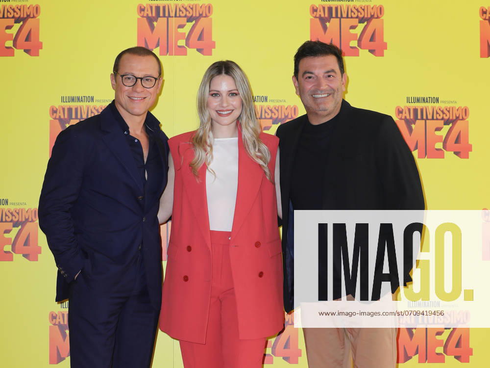 Rome, hotel Hassler, photocall for the animated film Despicable Me 4 . In the photo: Stefano Accorsi, Carolina Benvenga, Max Giusti