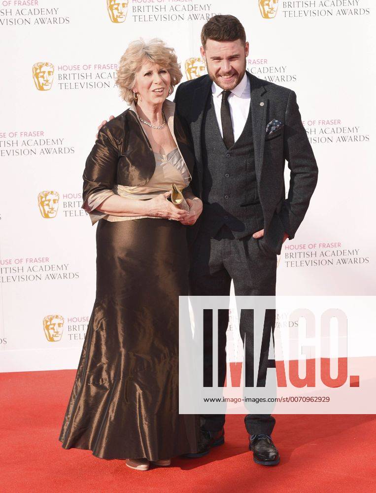 The House Of Fraser BAFTA TV Awards 2016 London, UK. Elizabeth Estensen and Danny Miller at at The House Of Fraser BAFTA TV Awards held at Royal Festival Hall, Bellvedere Road, Southbank, London on Sunday 8 May 2016. LMK392 -60273-090516