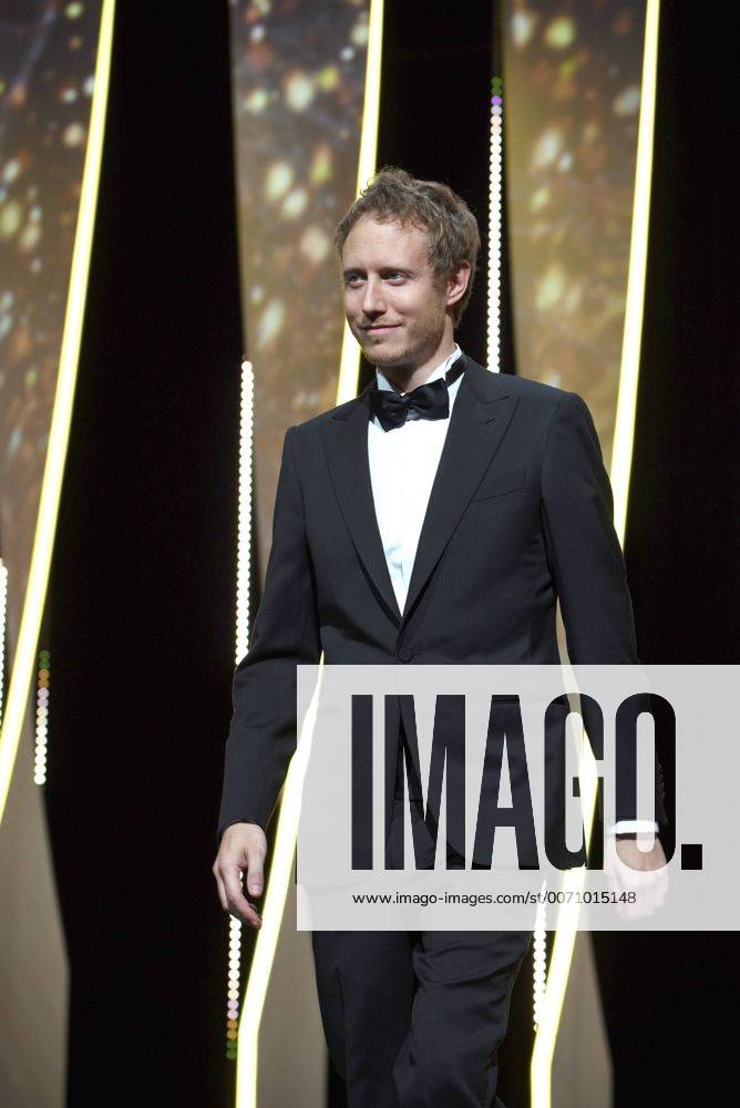 Serge Arnal Starface 2016-05-11 France 69th Annual Cannes Film Festival. Opening ceremony. 69ème Festival International du film de Cannes. Cérémonie d Ouverture.