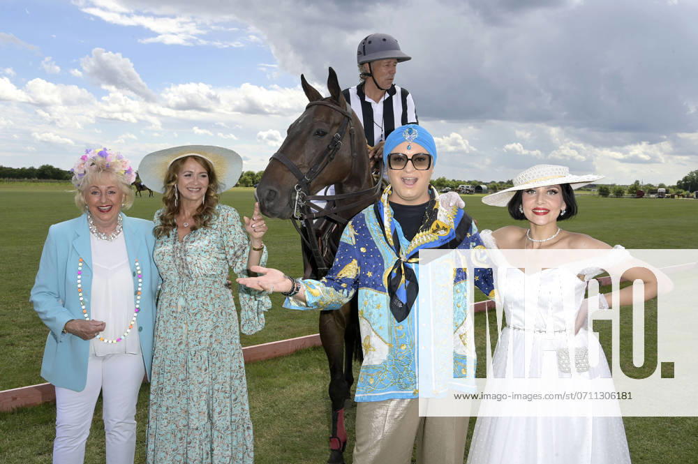Stefanie Simon, Christiane Zander, Julian F M Stoeckel and Pauline Stolze at the 4th International Ladies Cup and Hat Contest 2024 at the Polo Park Seeburg Berlin Dallgow Döberitz, 14 07 2024 Foto:xF.xFuturexImagex ladies_cup_4746