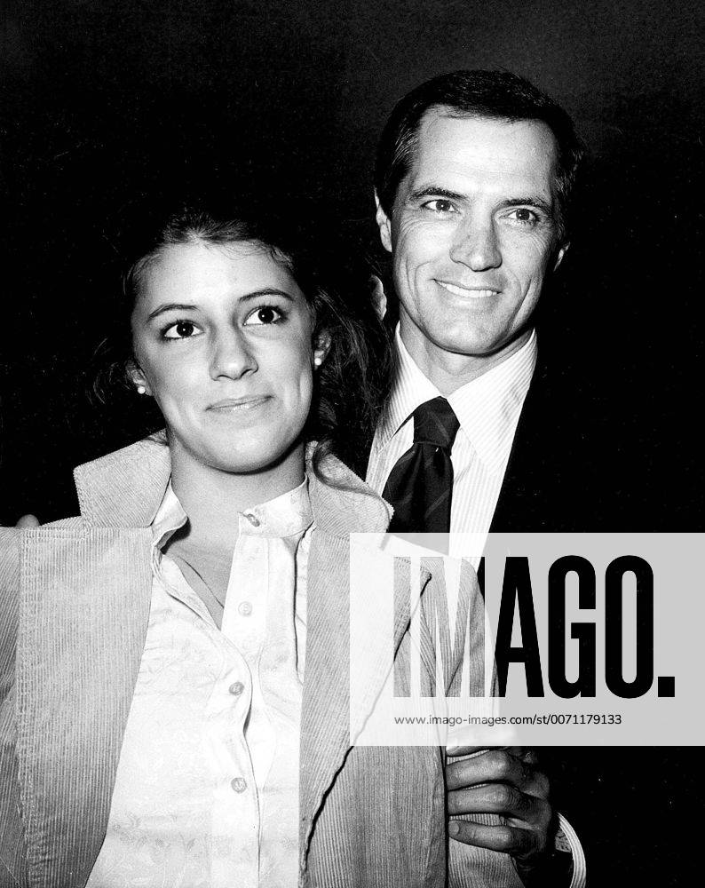 Jan. 1, 2011 - JOHN GAVIN WITH HIS DAUGHTER CRISTINA GAVIN. - ZUMAg49_