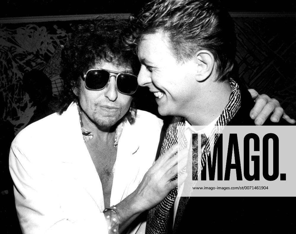 Jan. 1, 2011 - BOB DYLAN AND DAVID BOWIE. - ZUMAg49_