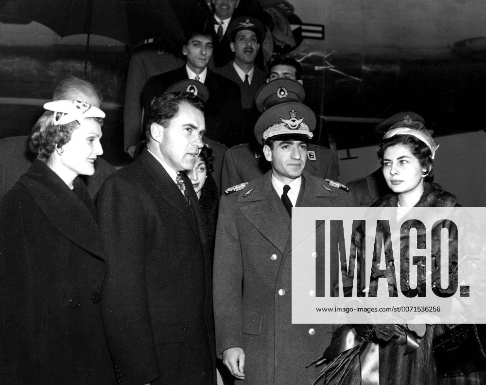 Jan. 1, 2011 - VICE PRESIDENT RICHARD NIXON WITH HIS WIFE AND THE SHAH OF IRAN AND EMPRESS SORAYA IN WASHINGTON D.C..12 13 1954. - ZUMAg49_