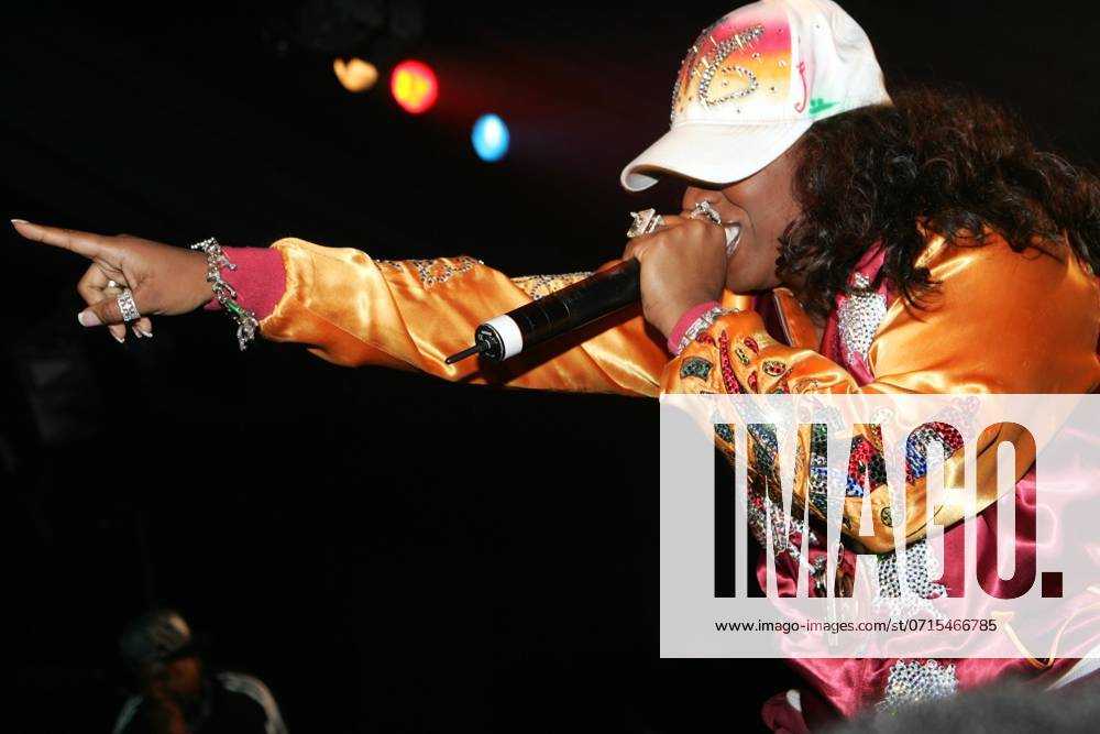 Missy Elliott live at the Hammersmith Apollo in London - 05 October 2006 FAM18682